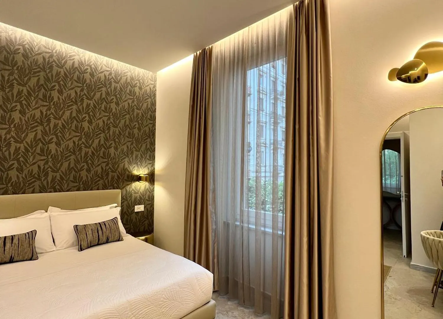 Elegant Rooms La Spezia 0*,  Italy